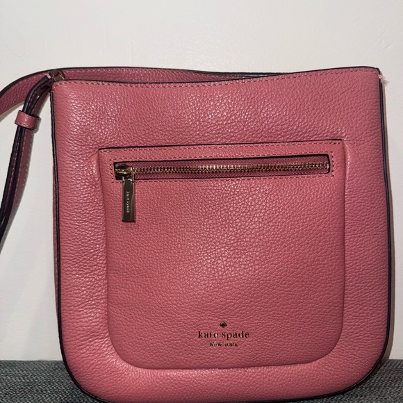 kate spade Handbags - Kate Spade Leila Top Zip Leather crossbody